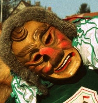 Maske des Burgnarren mit lachender und weinender Gesichtshälfte